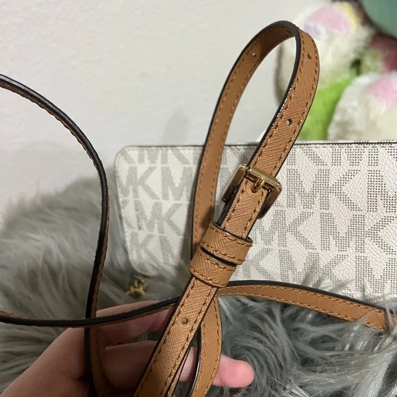 Michael Kors Cindy Dome Crossbody Purse - Picture 4 of 4
